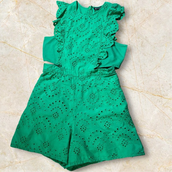 New York & Company Pants - NY&Co Ruffle-Sleeve Eyelet Cotton Romper Emerald Green Size S Babydoll